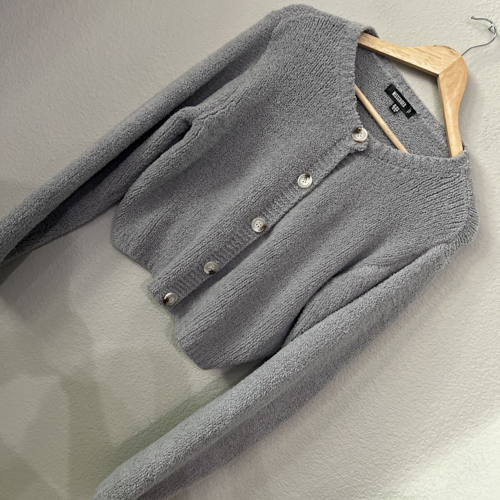 Missguided Oyster Shell Front Buttons Cardigan SIZE 6/8 Acrylic‎ SOFT GRAY